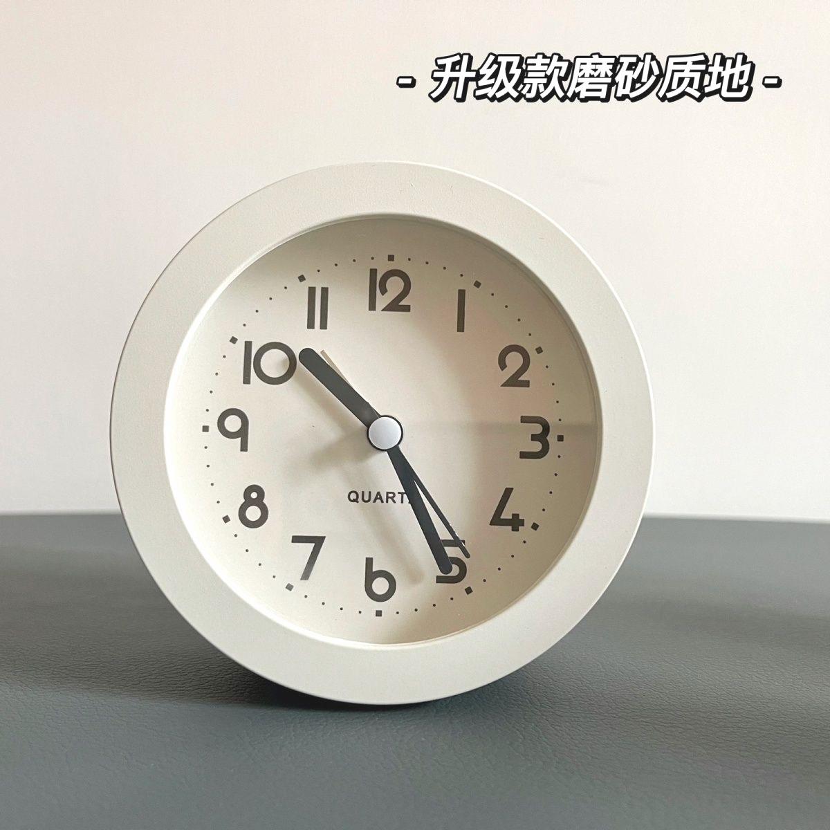 简约圆形小闹钟学习带灯大数字学生卧室静音时钟台钟小众桌面钟表