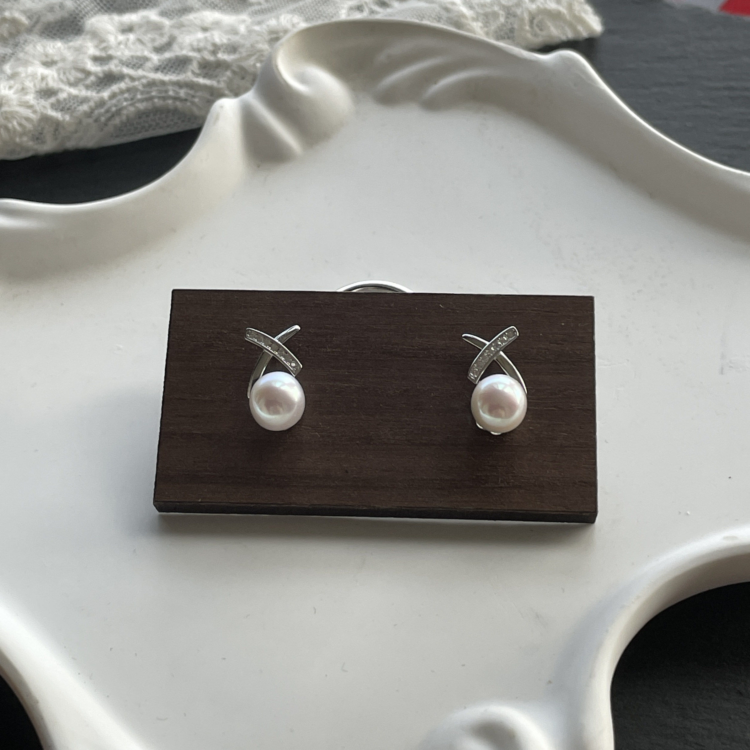 耳环女轻奢小众设计感时尚ins风气质精致耳饰品正圆无瑕淡水ak,珠宝/钻石/翡翠,耳饰,淘宝优惠券,粉丝福利购,淘宝优惠卷