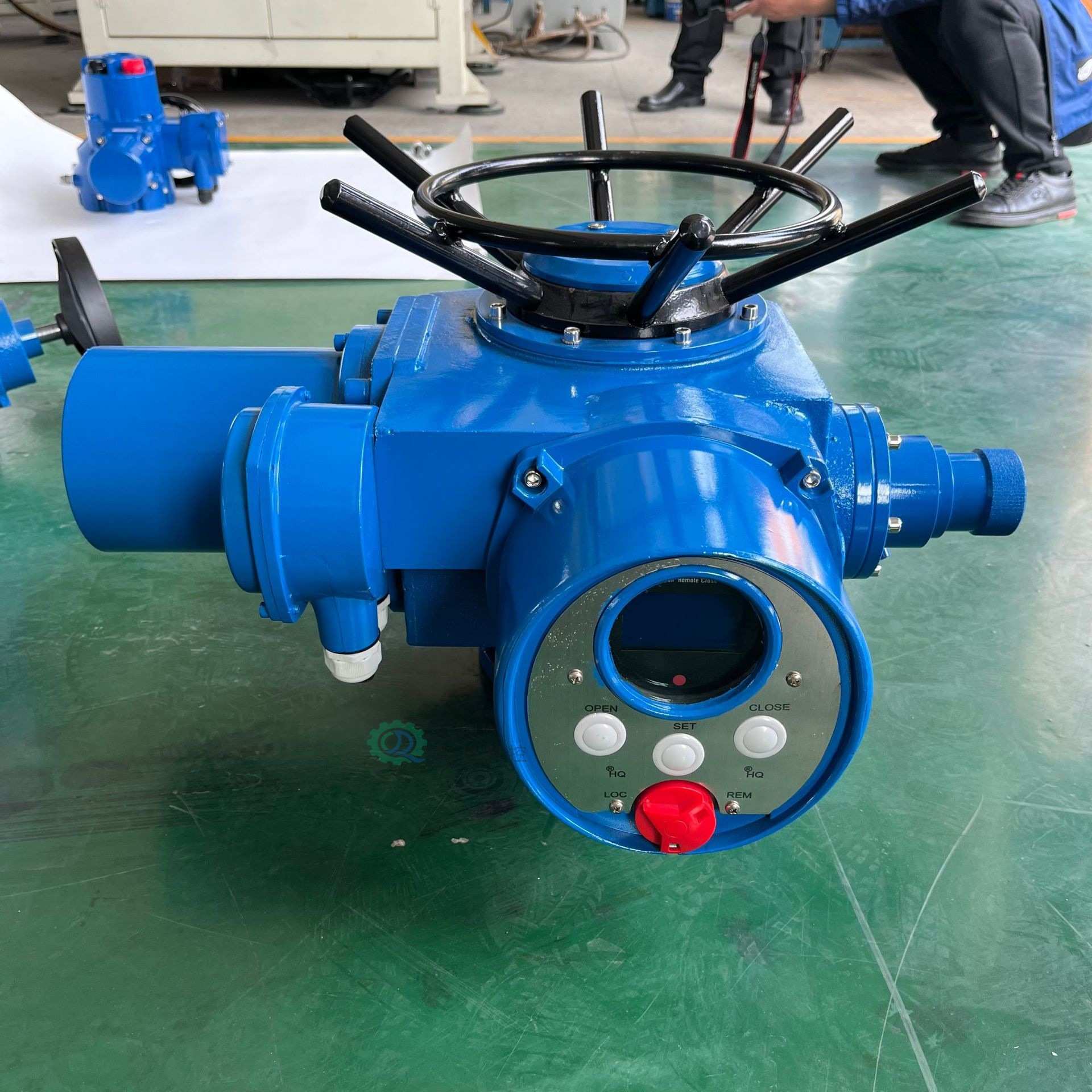 DZB30石化防爆电动执行器ZB30防爆等级Exd II CT4三相380防水IP68