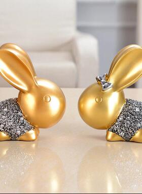 创意家居饰品玄关乔迁礼品结婚礼物酒柜隔板工艺品树脂摆件招财兔