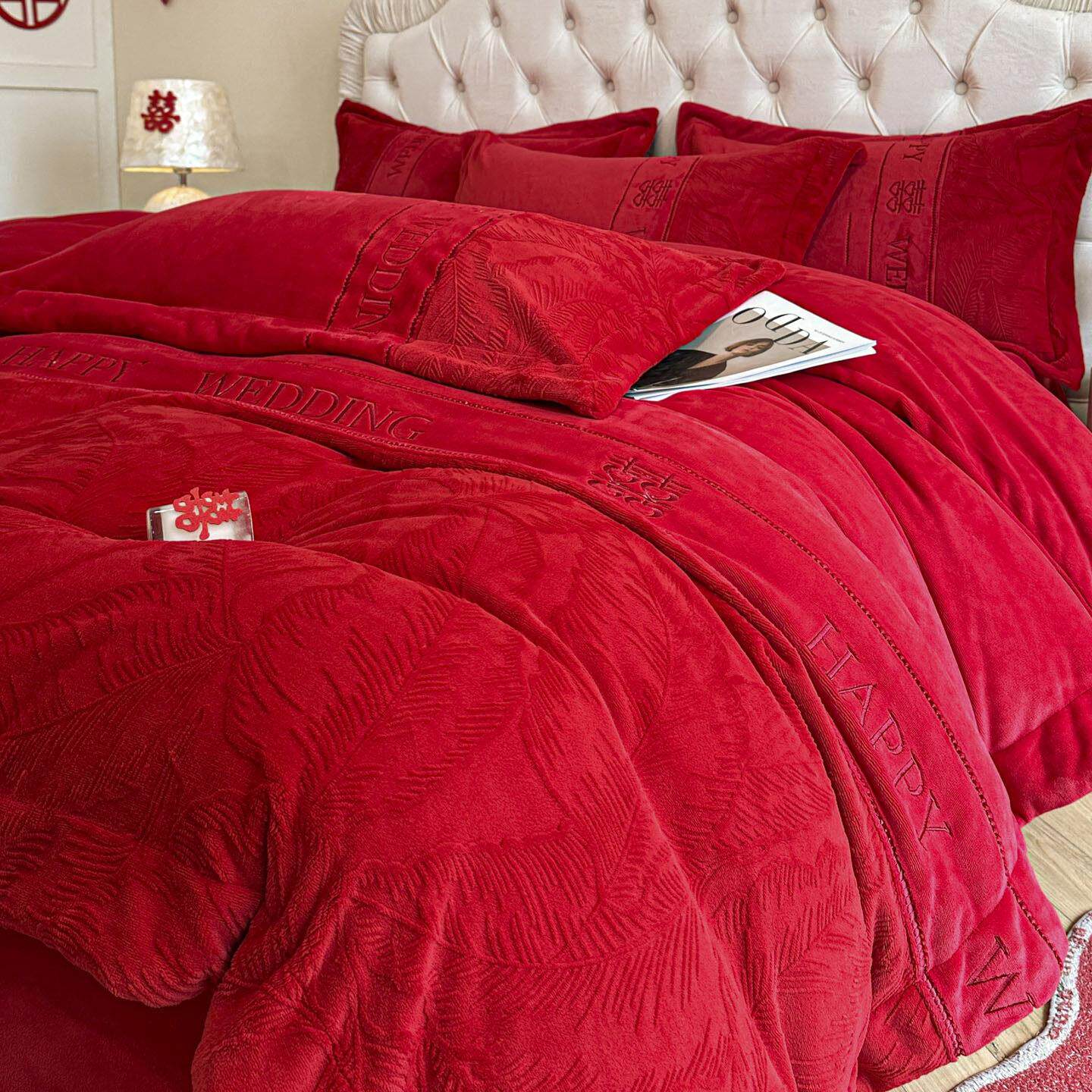 婚庆牛奶绒四件套冬季加厚珊瑚绒大红色被套结婚陪嫁新婚床上用品
