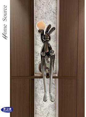 源家酒店网吧软装壁柜客厅长腿兔饰品销售处新潮地板装饰大型雕塑