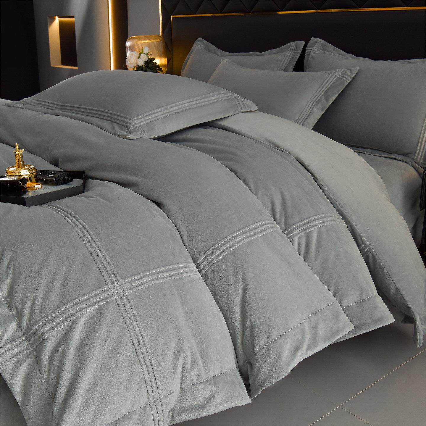 2025新款牛奶绒四件套床上用品双面绒被套红色喜被加厚法兰绒秋冬