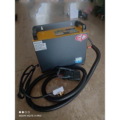 中力电动叉车锂电叉车充电机ESCH48V100A48V200A