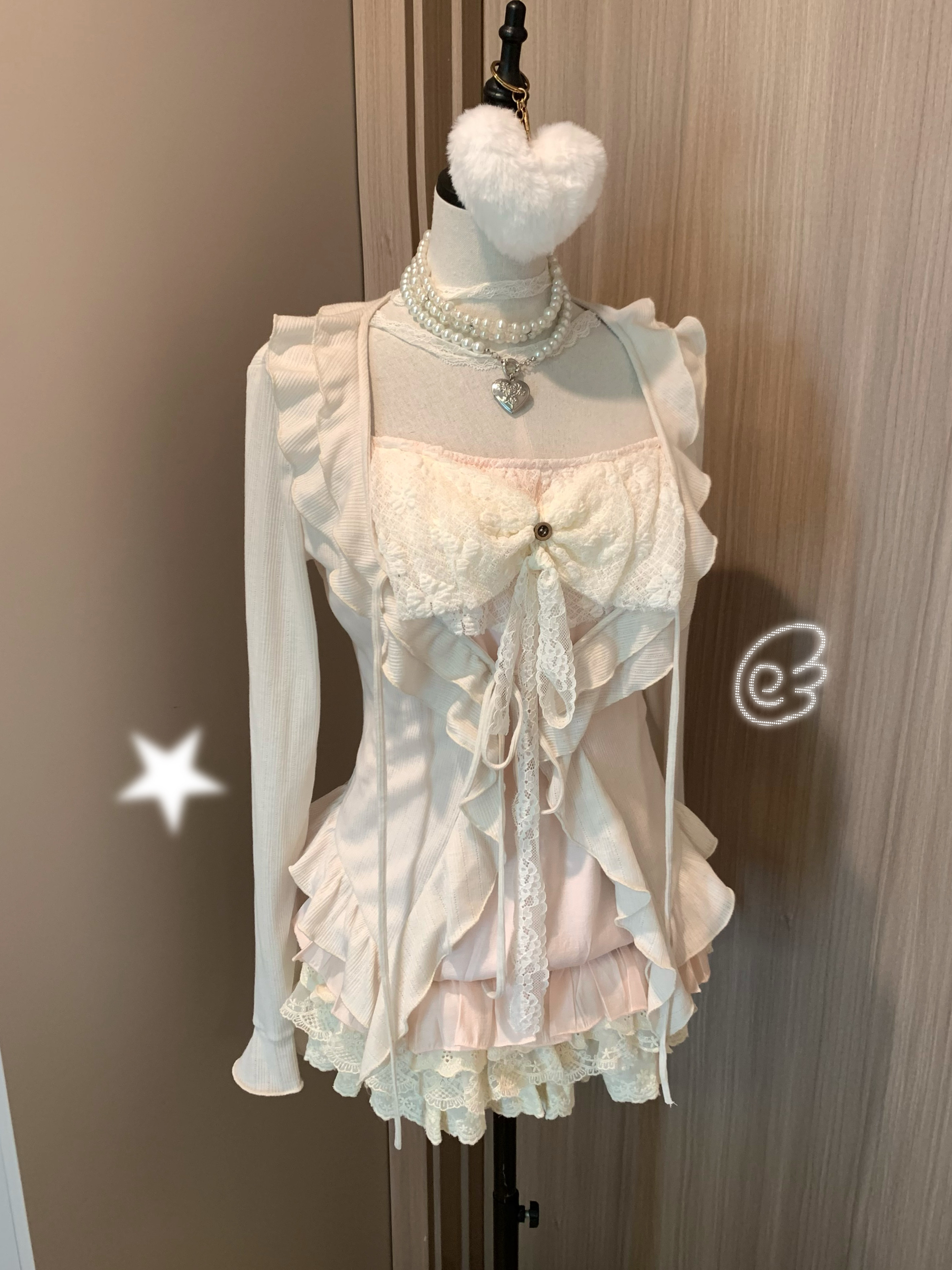 thumbnail for New spot Mew Mianmian cat original design old-fashioned girly bow lace suspender ruffled cardigan