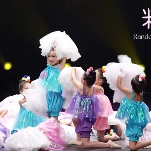 泡泡像云朵演出服装道具童趣创意舞蹈女童舞台表演服装少儿群舞