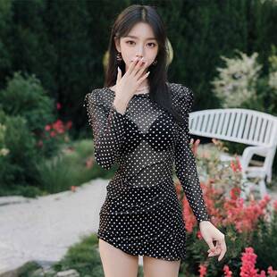 新款 遮肉显瘦温泉度假 性感微透波点分体比基尼三件套游泳衣女长袖