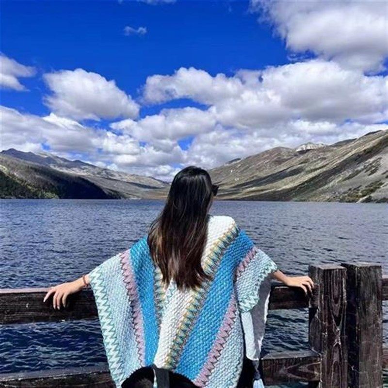 云南特色披肩女民族风丽江大理旅游拍照斗篷披风外搭时尚洋气围巾