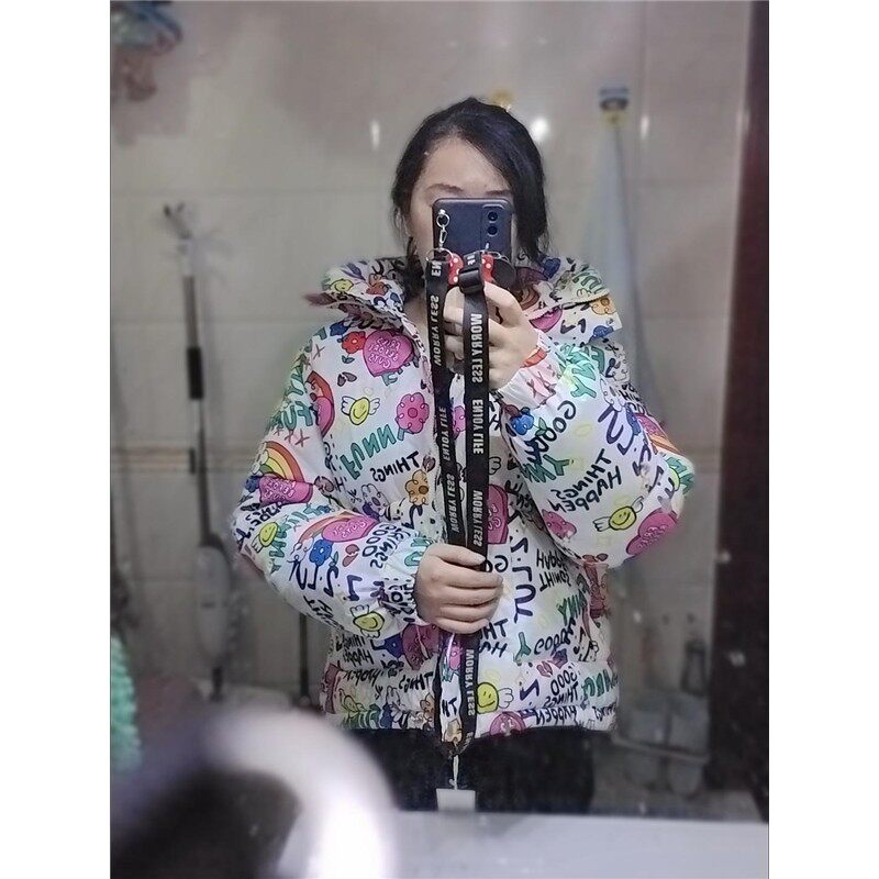 2021年新款印花宽松加厚v面包服时尚设计感小众棉衣羽绒棉服女短