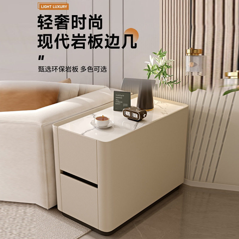可移动沙发旁边的边几意式轻奢感客厅带轮子推拉茶几实木边柜侧柜图片
