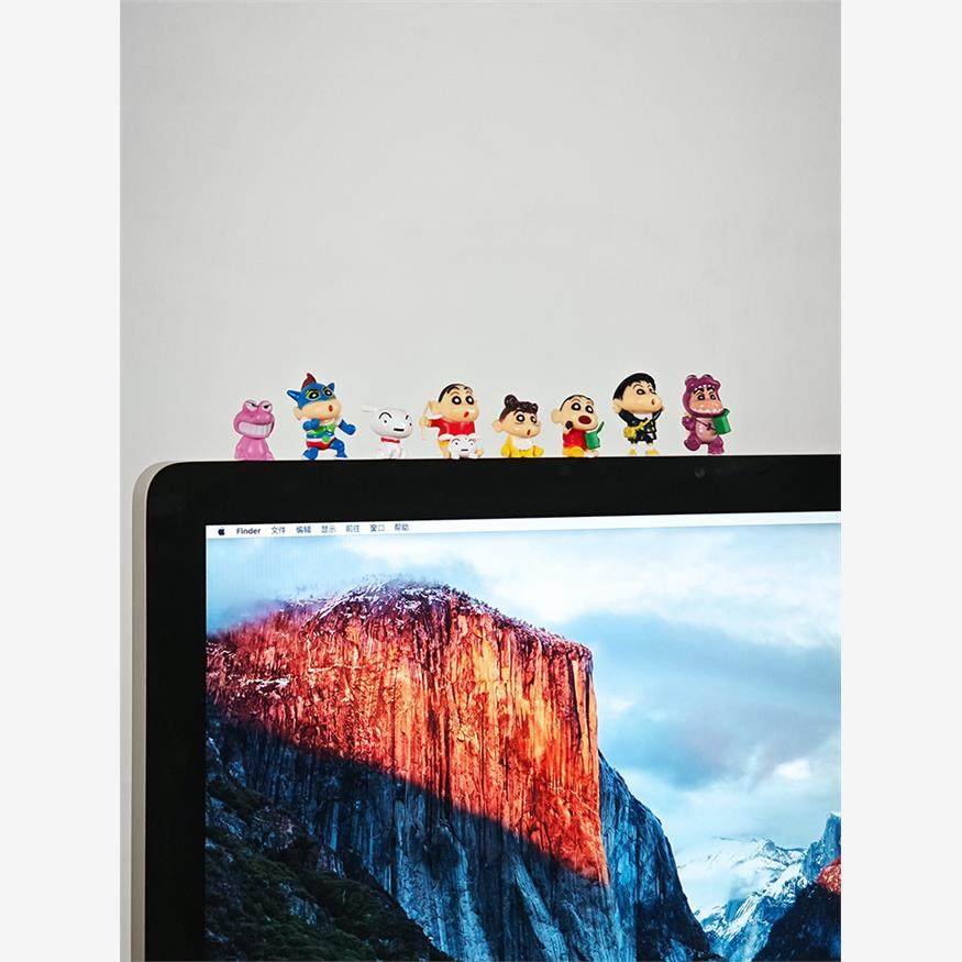 可爱电脑显示器装饰公仔办公室工位桌面玩偶卡通解压摆件2025新款