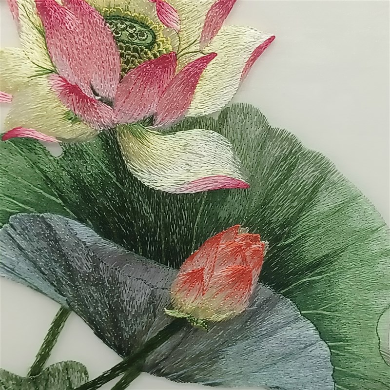 新中式刺绣装饰画高清荷花鱼圆形实木框玄关客厅餐厅书房苏绣挂画图片