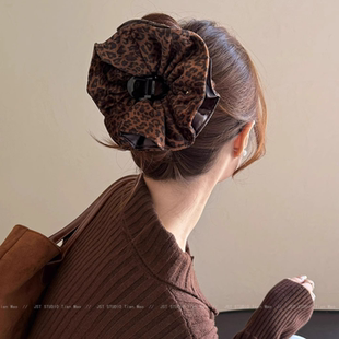 韩系复古豹纹大号抓夹女气质后脑勺盘发鲨鱼夹半扎发小众发夹头饰