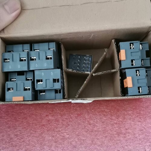 菲尼克斯底座继电器2908341-议价