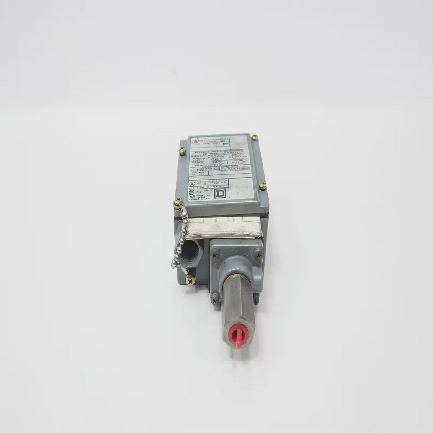 SquareD9012GFW-22压力开关600v-ac90-2900psi
