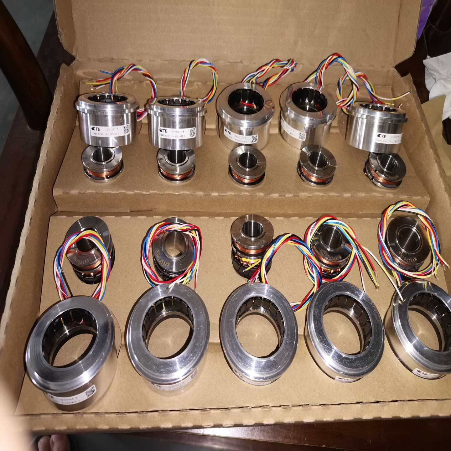 【议价】TYCO编码器V23401-T2014-E209价格便宜，现