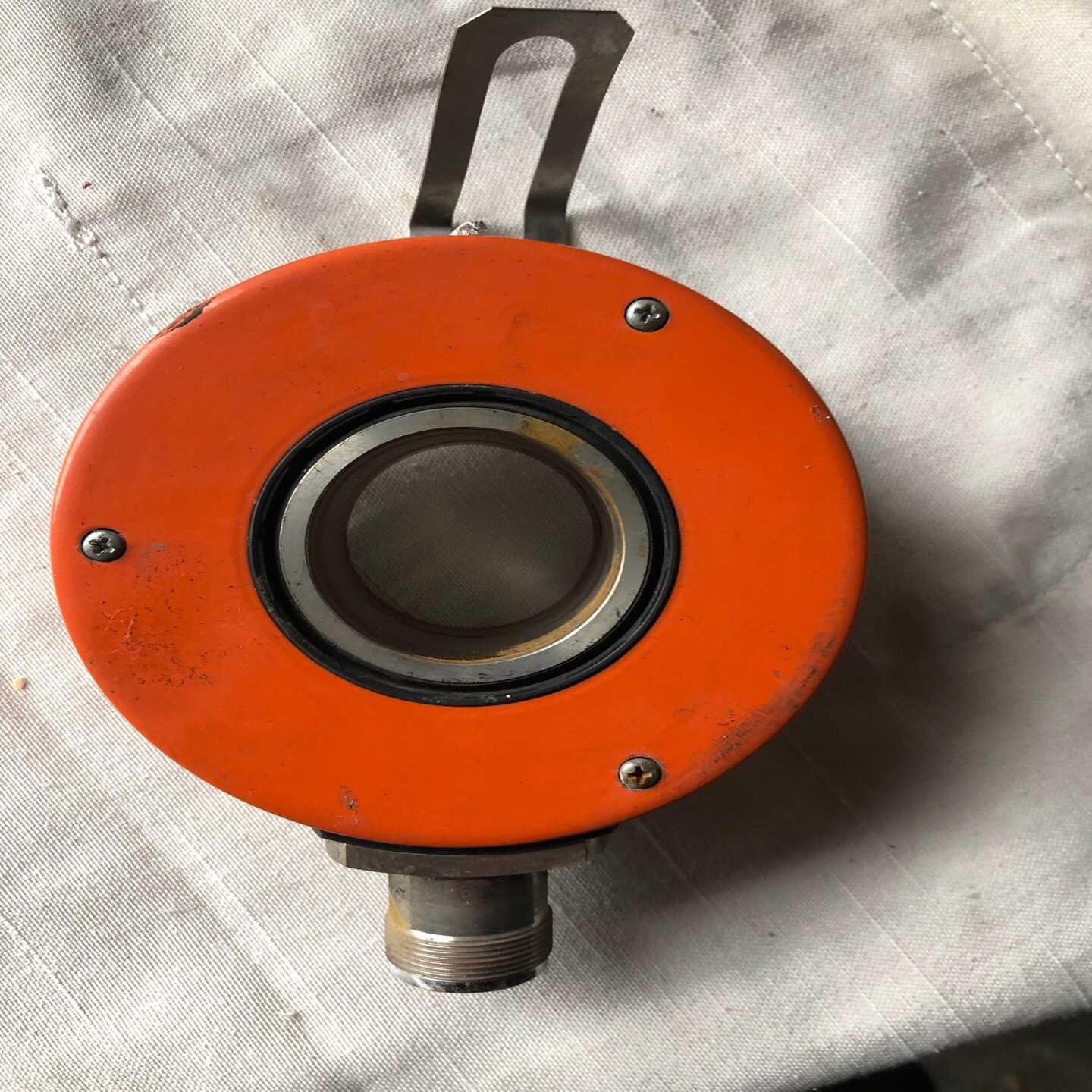 宜科编码器EC100P38-L5TR-4096一个图为实物功【落红设备】
