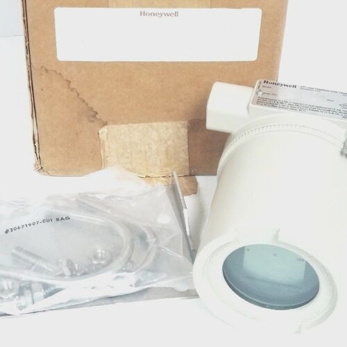 全新带盒HONEYWELLSTT3500EPSM0000SB0000000000001J温度变频器