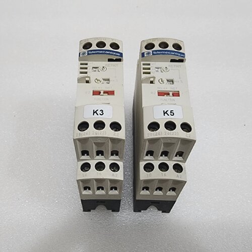 SE RE7MY13BU Zeitverzgerungsrelais 005s300h 110240V24V Telem