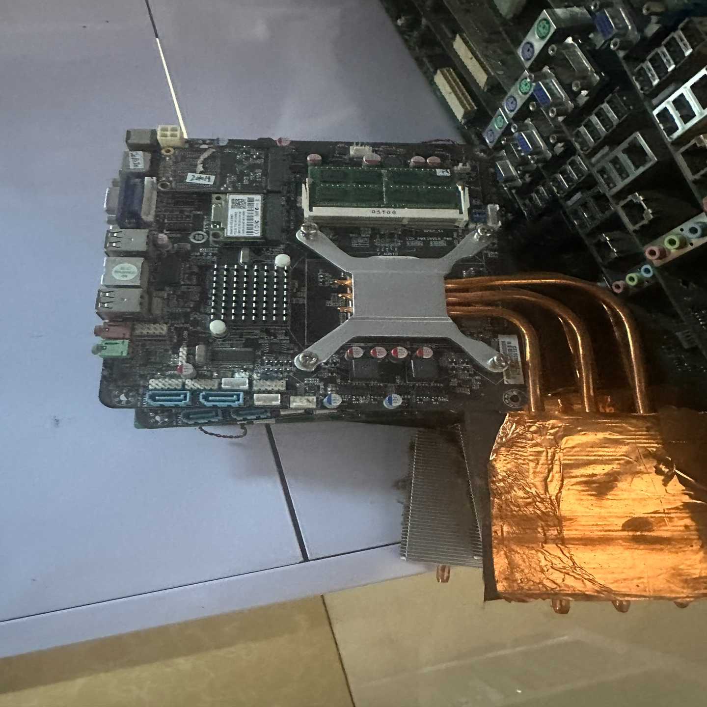 All主板 i3-1代CPU 4G内存 ，有6张。实拍图，成~议价