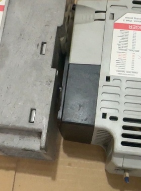 AB罗克韦尔变频器22FA2P5N1030.4kw议价