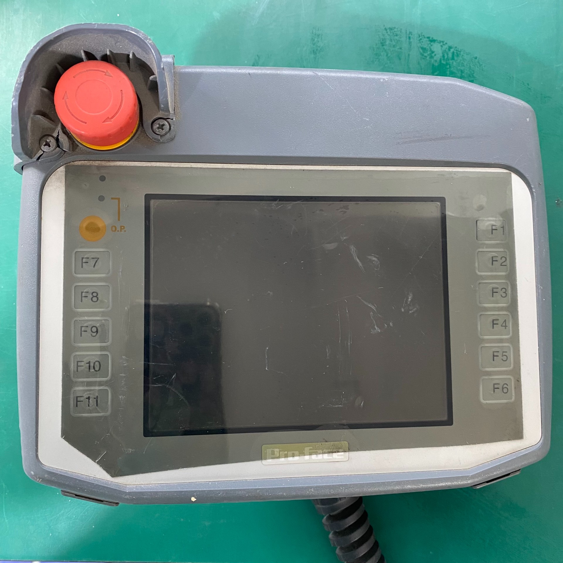 日本Pro-face普洛菲斯AGP3300H-S1-D24---议价商品