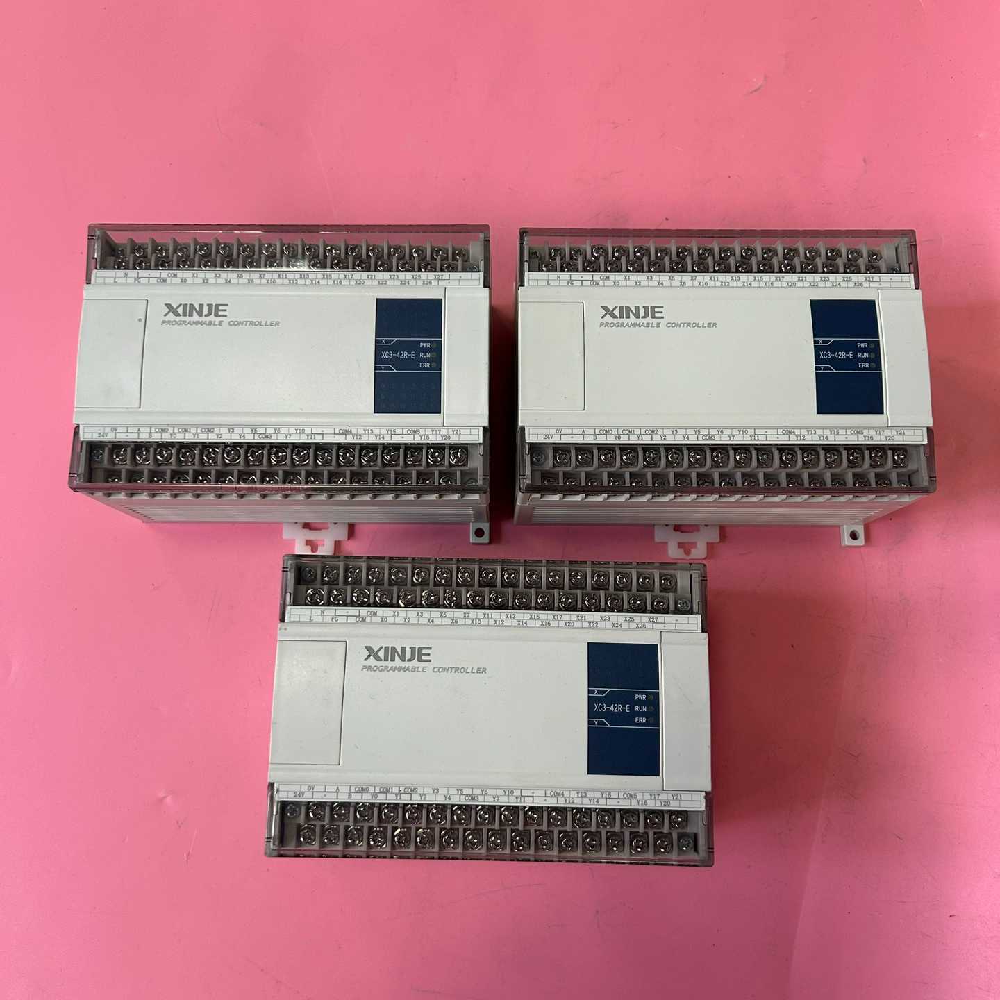 信捷PLCXC3-42R-E，3台现货，成色漂亮。--议价商品