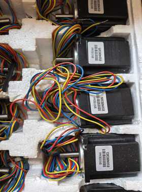 全新BSHB366步进电机，带彩色编码线，线径粗壮耐用。电机--议价