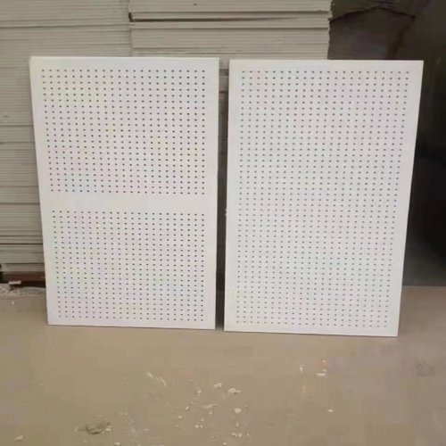 穿孔木质吸音板防水阻燃洞洞板大厅墙面装饰材料孔木吸音板隔音板