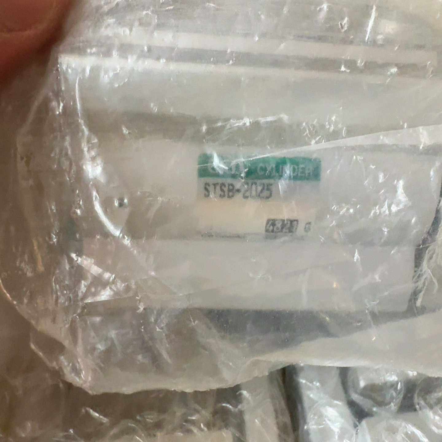 CKD气缸STSB-2015外包装破损实物图片询价