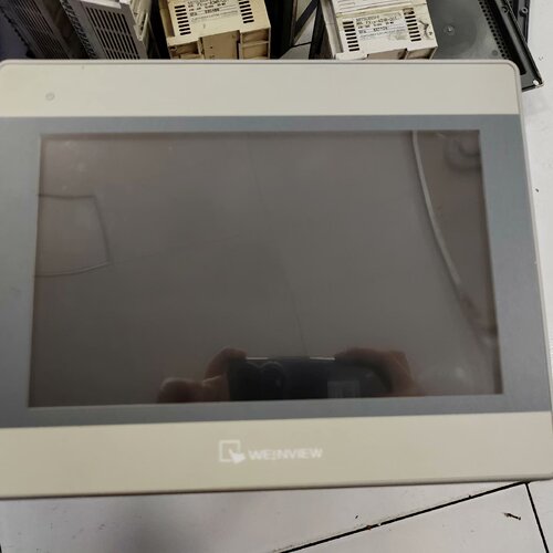 【询价】威纶触摸屏MT8101iE，实图拍摄，功能正常，650一个