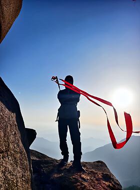 超长红色户外飘带爬山登山杖红飘带红丝带拍照氛围感道具出片神器