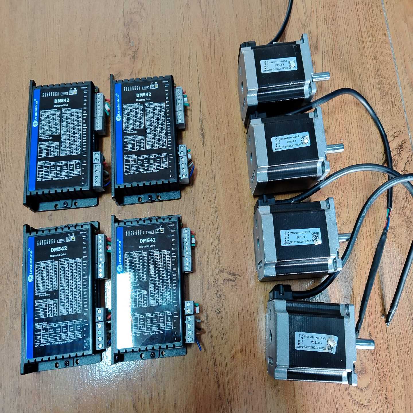 雷赛57步进电机DM542，电机57CM23-0-S30，功-议价