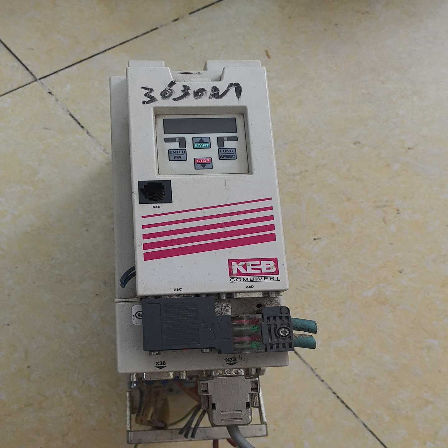 科比F5变频器5.5KW型号13F5A3D-YA1E，德--议价商品