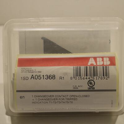 ABB A051368 Changeover Contacts NEW