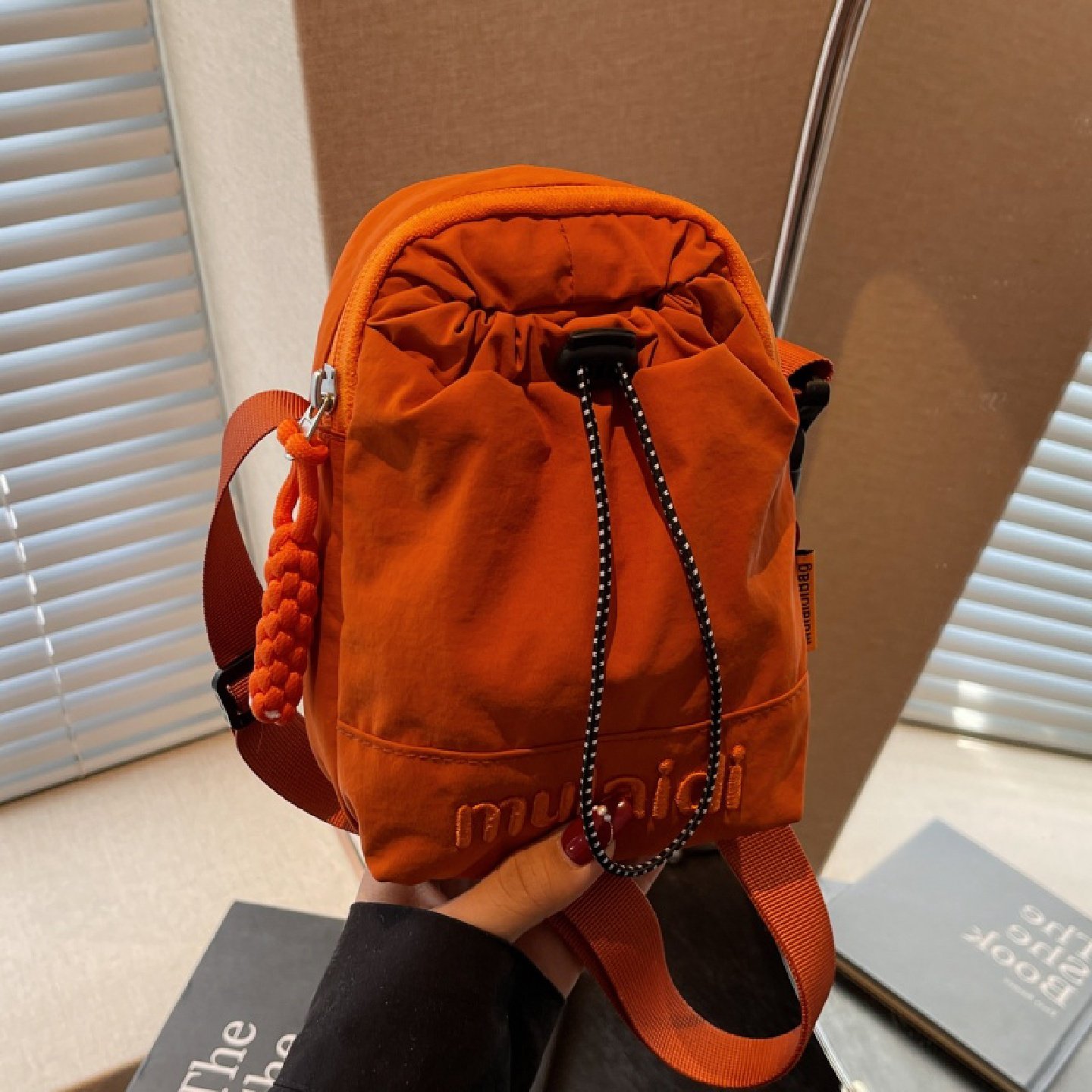 夏季迷你小包包女防水散步尼龙帆布手机包小众休闲百搭轻便斜挎包