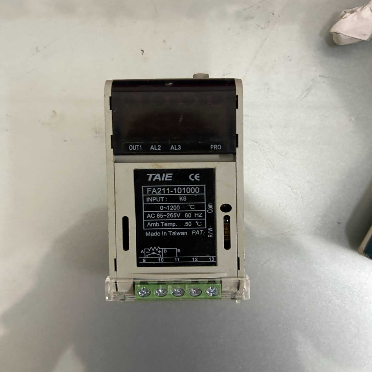 TAIE导轨式安装温控器FA211-101000，成色询价