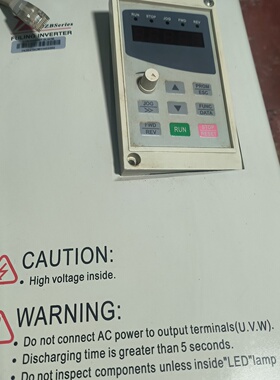 寻I富凌变频器DZB300B007.5L4CM7.5Kw拆机