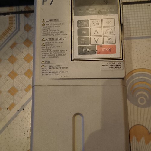 溢价-安川变频器F7系列型号CIMRF7A42P22.2KW
