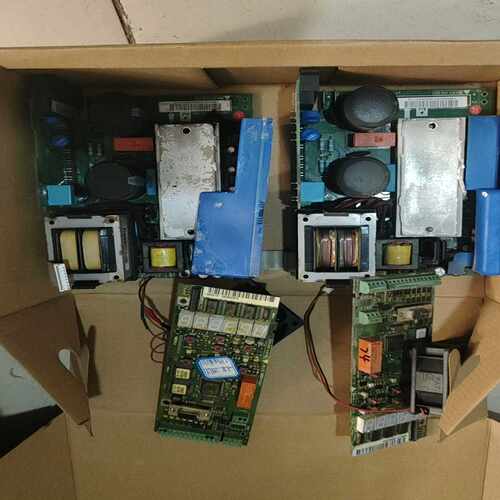 丹佛斯变频器主板，2800两个，2900两个询价