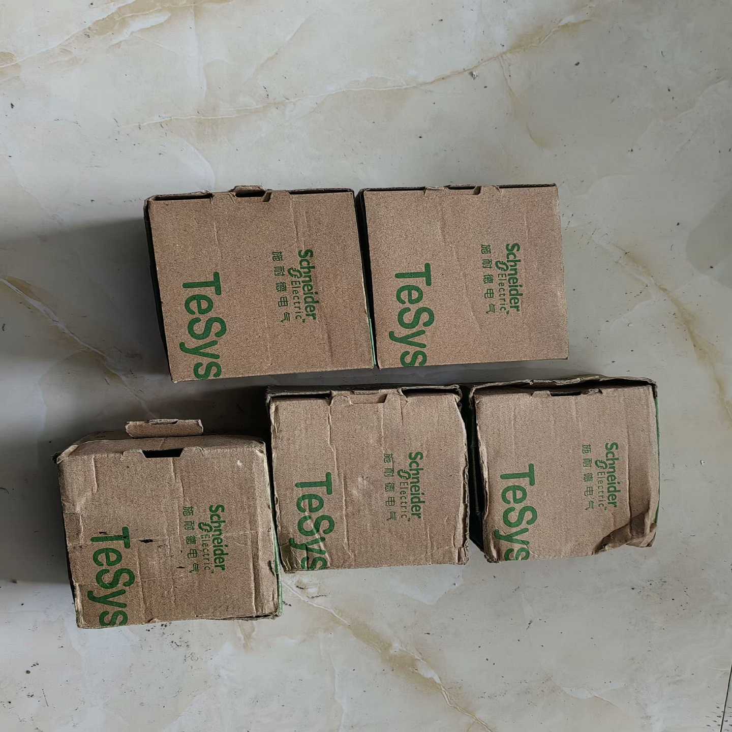 询价~CAD32M7C控制继电器，接触器式中间继电器3开2闭