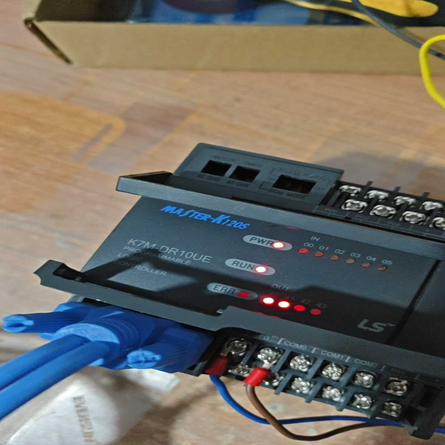 k7M一DR10UEPLC一台功能正常测试100包-邮询价