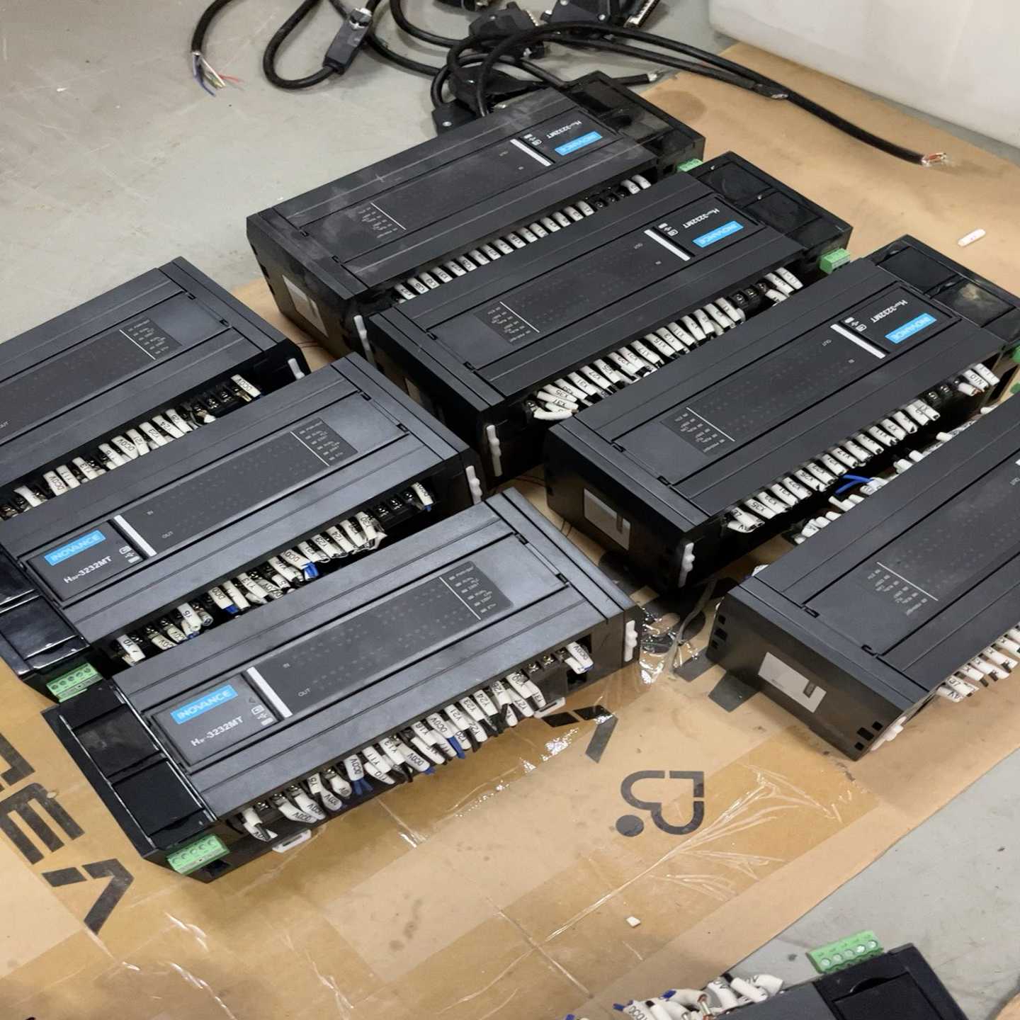 汇川PLcH3U-3232MT成色9.5新包功能7台【博航商行】
