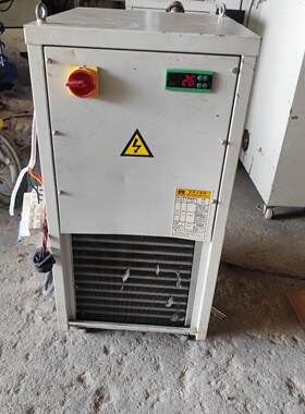 询价-油冷水冷冰水机型号SL10功率1330W制冷量100