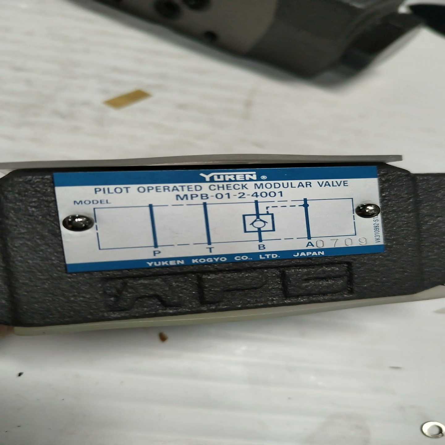 油研叠加式阀，MPB-01-2-4001适用