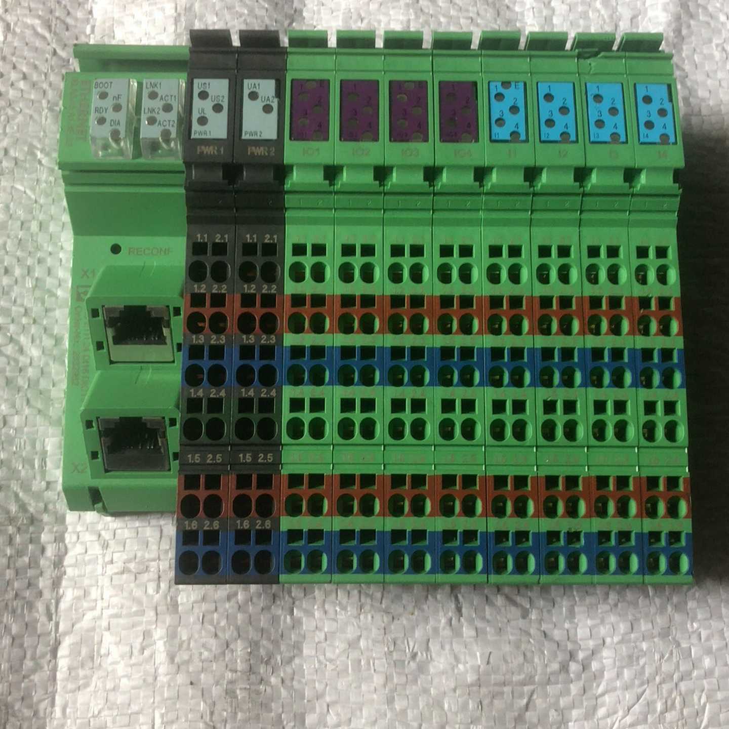 菲尼克斯ILBETH24DI16DIO16-2TX模-议价