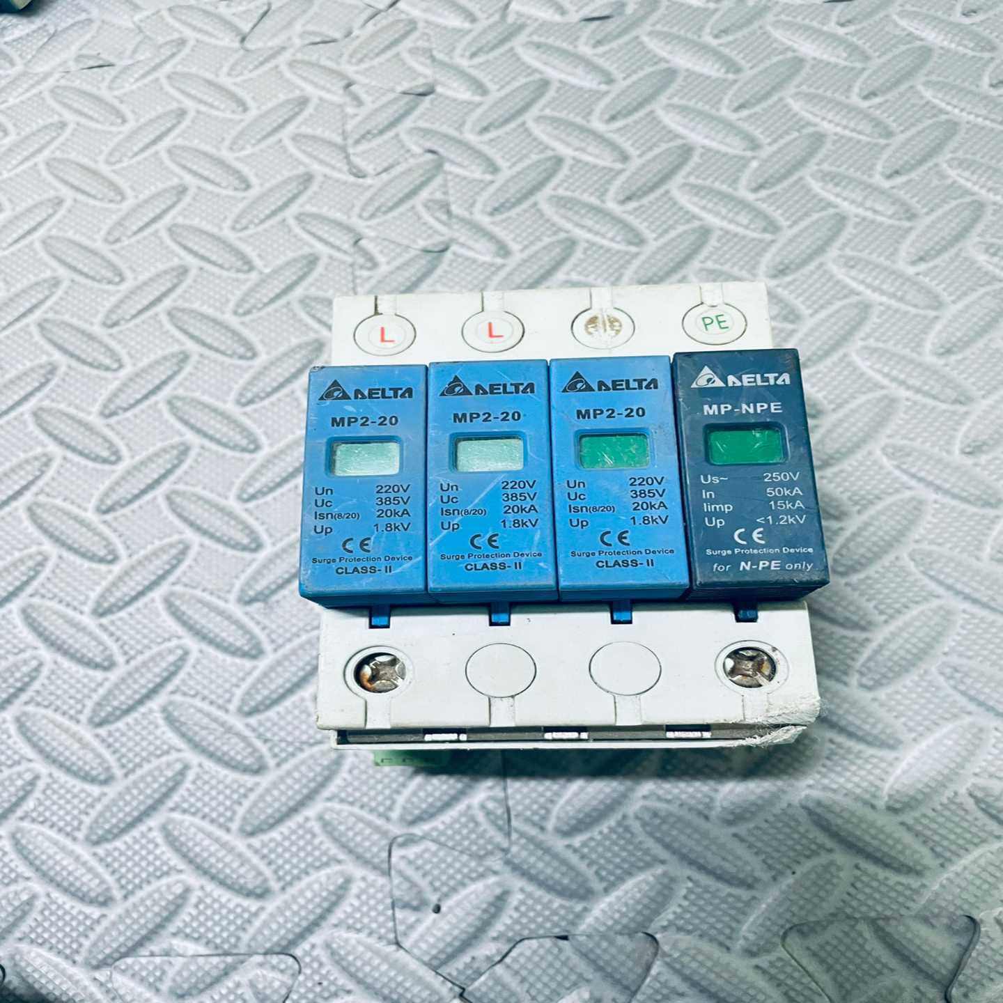 DELTA台达MP2-20/3NPE防雷器避雷器询价