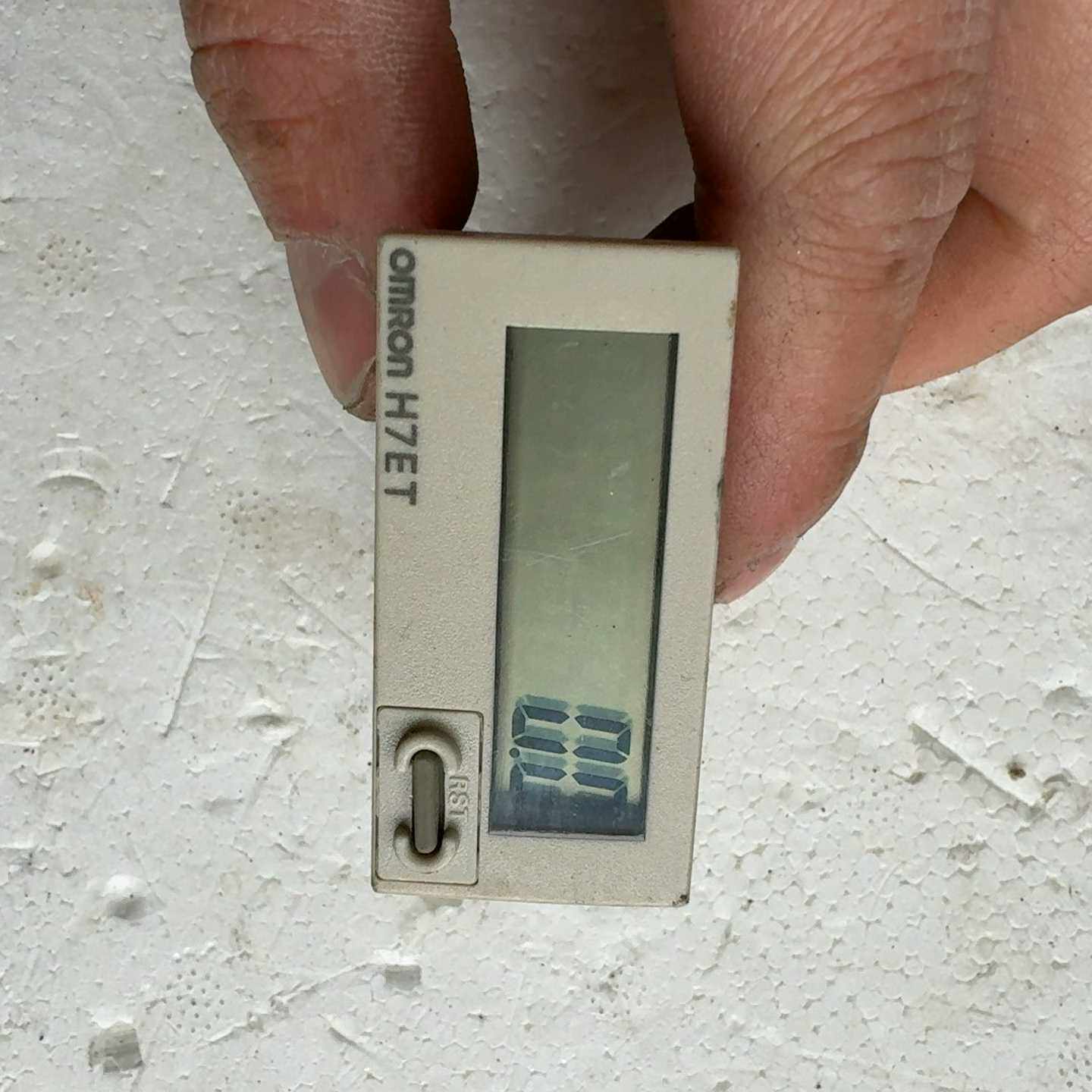 欧姆龙OMRON时间计数器H7ET-N数量一个，D5包邮