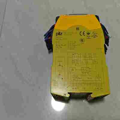 询价~皮尔滋安全继电器控制器 pilz PNOZ mmOp 772
