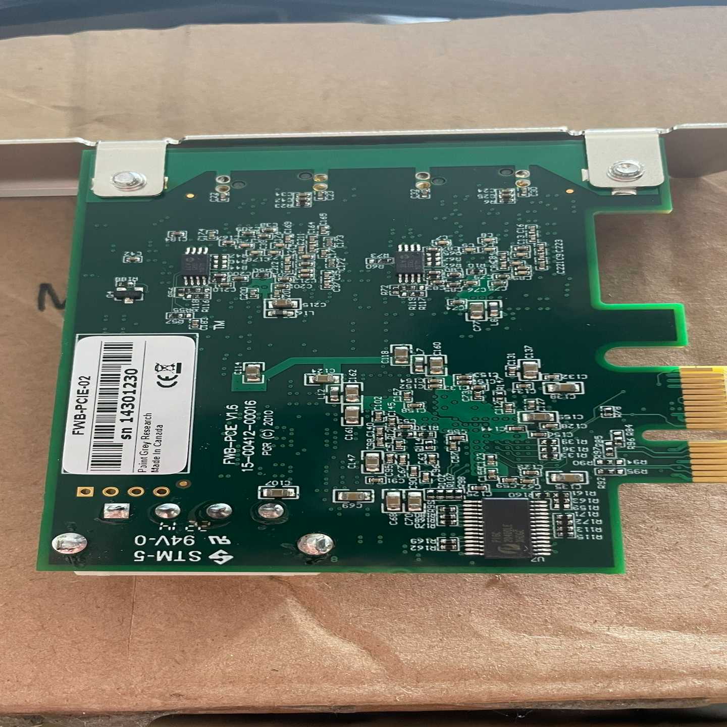 （议价）菲力尔FWB-PCIE-02，工业相机图像采集卡实物